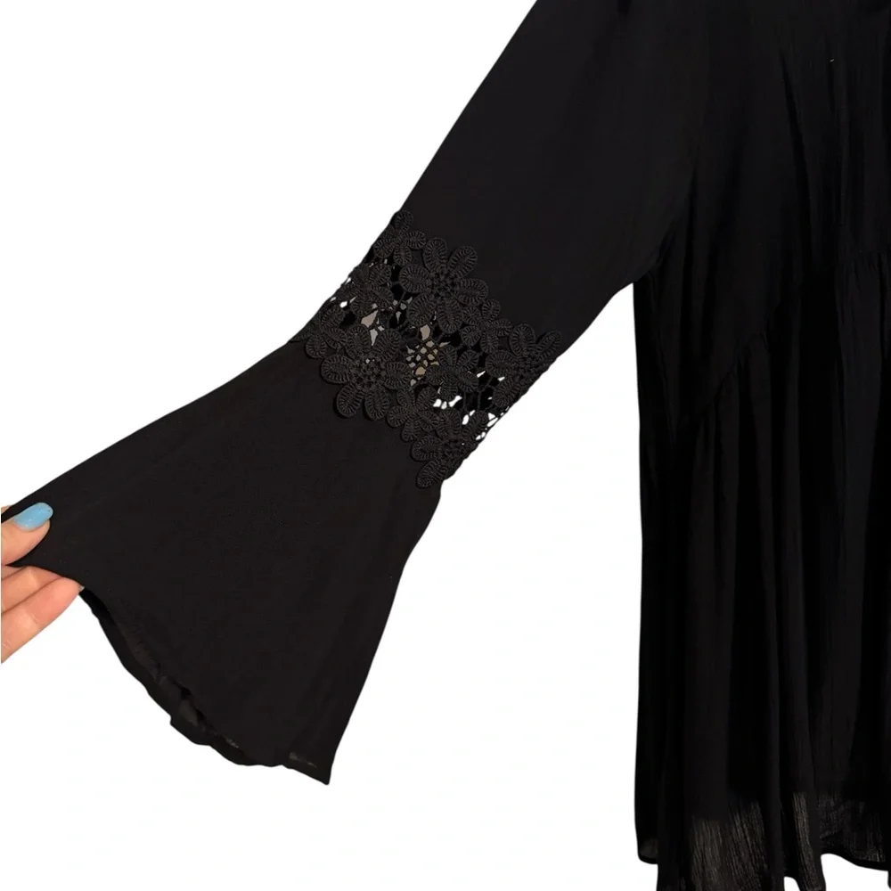 Elegant Black Lace Women's Top   SIZE:  LARGE   #B - Picture 3 of 7